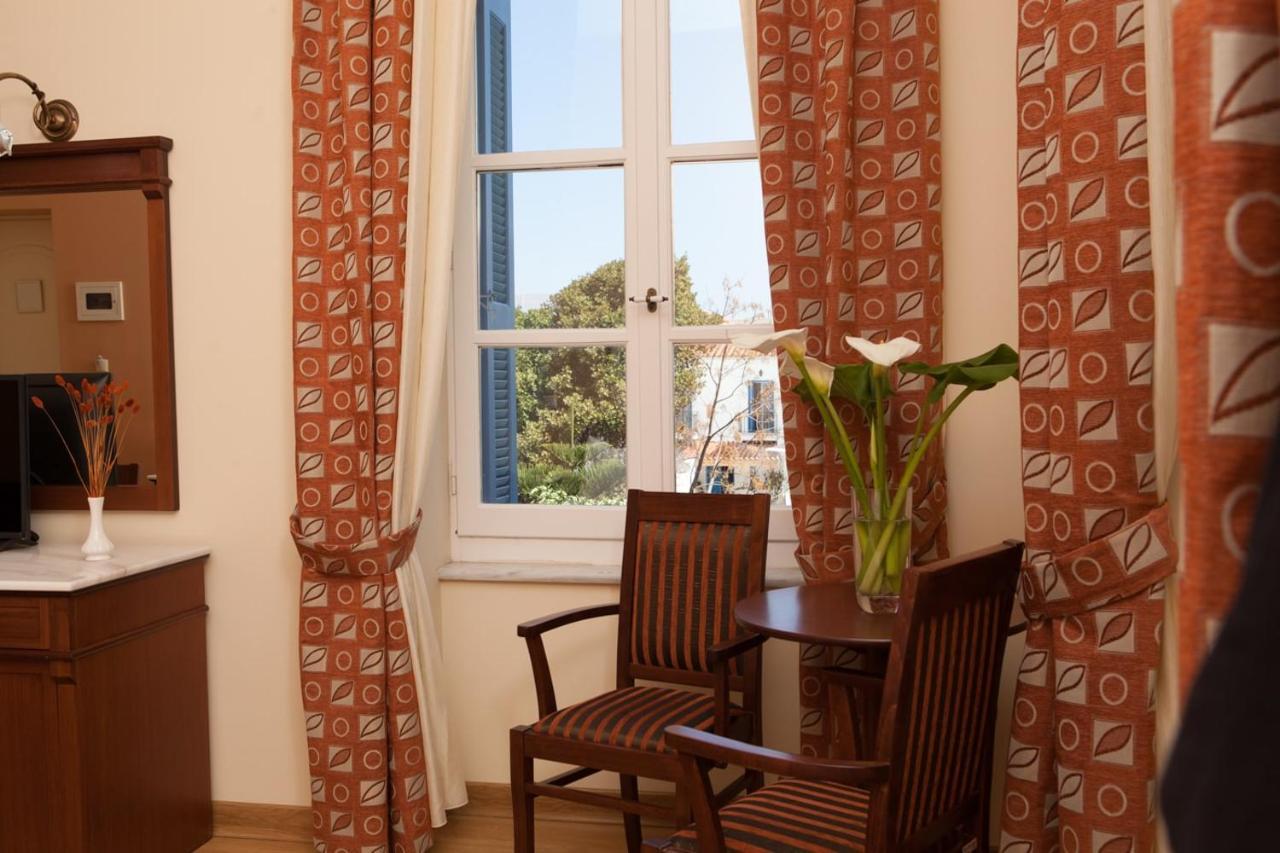 Egli Hotel Ándros Kültér fotó