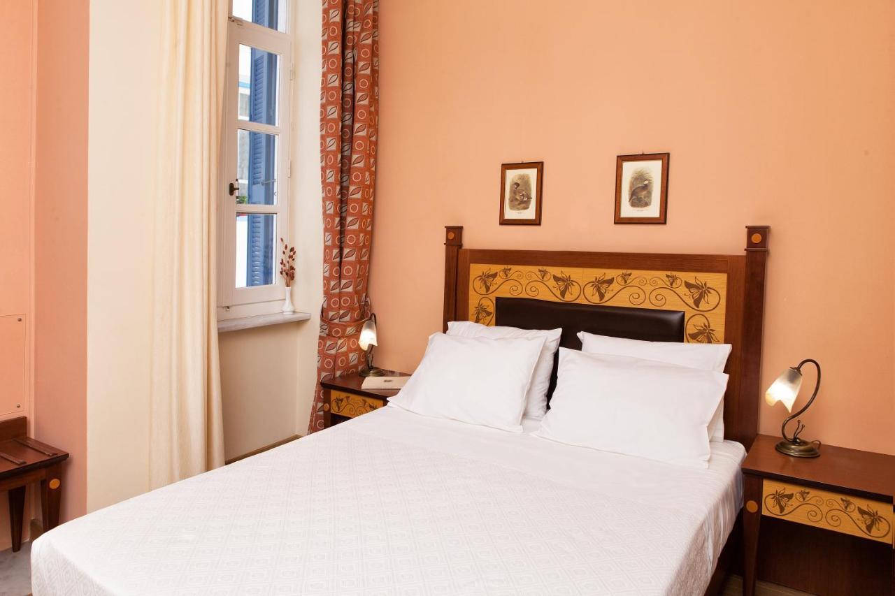 Egli Hotel Ándros Kültér fotó